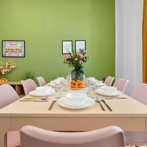 33 I Mitte Apartment